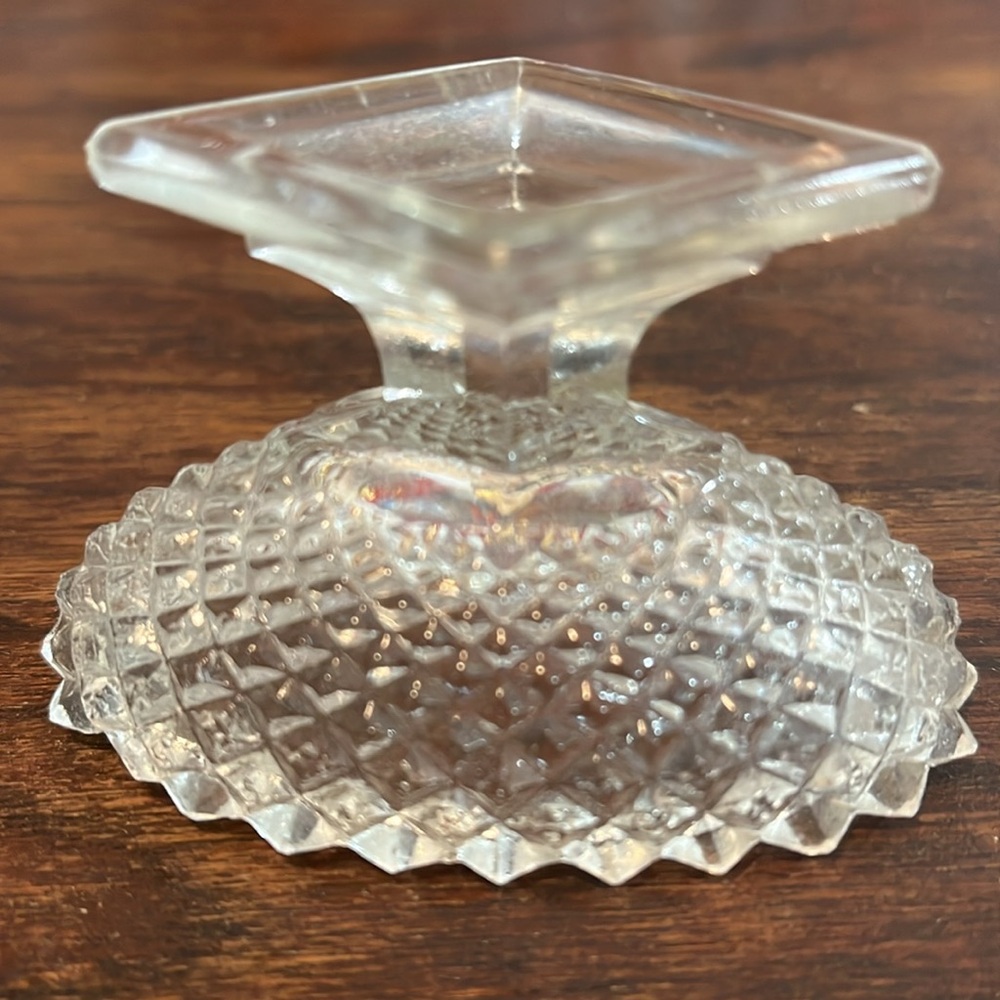 Depression Glass Westmoreland English Hobnail Crystal Clear Salt Cellar - Picture 5 of 6
